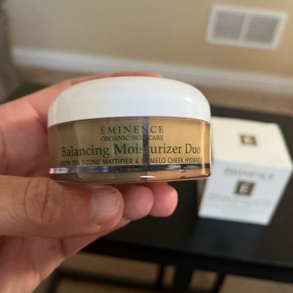 Eminence Organic Balancing Moisturizer, Duo. Green Tea/cheek Hydrator 2oz - Picture 3 of 4